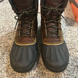 Nike ACG snow/rain boots …..”woodside”